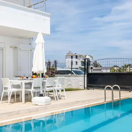 Dazzling With Private Pool In Antalya *